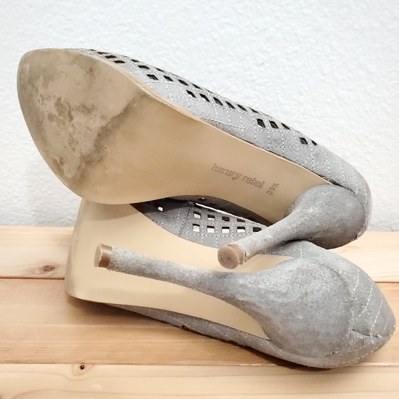 HEELS Luxury Rebel SAKURA Platform Pointy Toe Excellent - Picture 8 of 8